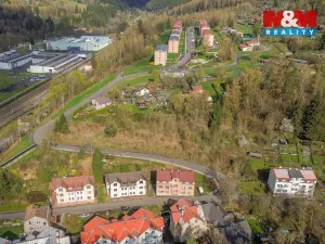 Prodej bytu 3+1, Oloví - Hory, 74 m2