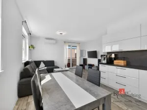 Prodej bytu 4+kk, Vochov, 80 m2