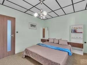 Prodej rodinného domu, Vysoká nad Labem, 280 m2