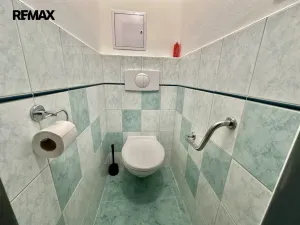 Pronájem bytu 3+kk, Jindřichův Hradec - Jindřichův Hradec II, Sládkova, 63 m2