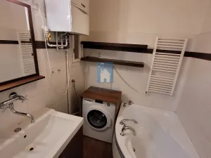 Pronájem bytu 2+kk, Praha, Prouzova, 52 m2