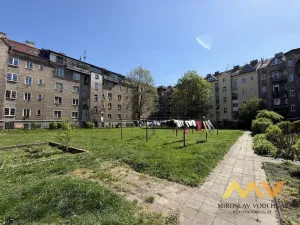 Pronájem bytu 2+kk, Hradec Králové, Střelecká, 38 m2