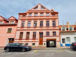 Pronájem garážového stání, České Budějovice - České Budějovice 3, B. Smetany, 16 m2