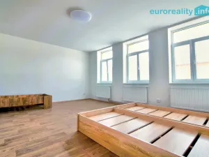 Pronájem bytu 1+1, Česká Lípa, Svojsíkova stezka, 62 m2