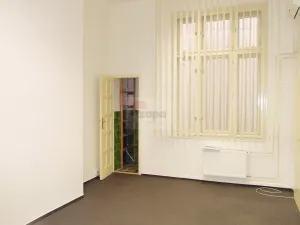 Pronájem kanceláře, Praha - Nové Město, Národní, 470 m2