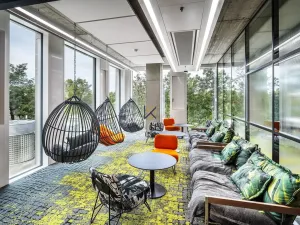 Pronájem kanceláře, Praha - Karlín, Karolinská, 3237 m2