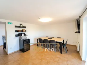 Prodej apartmánu, Strachotín, Sklepní, 160 m2