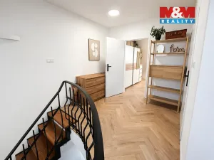 Prodej bytu 2+kk, Velký Újezd, Za Školou, 68 m2