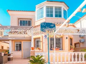 Prodej rodinného domu, Guardamar del Segura, Španělsko, 88 m2