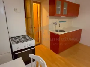 Pronájem bytu 1+kk, Praha - Smíchov, Křížová, 35 m2