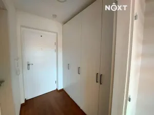 Pronájem bytu 2+kk, Zlín, Hřebíčkova, 41 m2