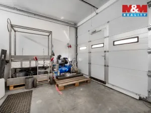 Pronájem výrobních prostor, Albrechtice, 98 m2