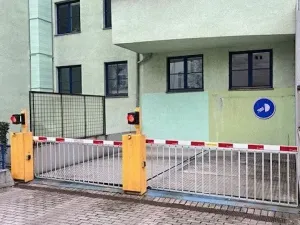 Pronájem garážového stání, Praha - Břevnov, 8. listopadu, 14 m2