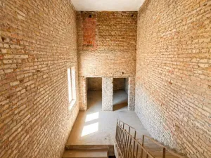 Prodej komerční nemovitosti, Cheb, Slavice, 1600 m2