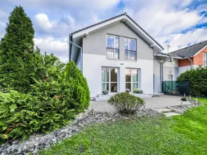 Prodej vily, Bašť, Kostelecká, 145 m2