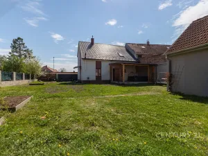 Prodej rodinného domu, Vojkovice, 180 m2