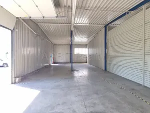 Pronájem výrobních prostor, Praha, Poděbradská, 250 m2