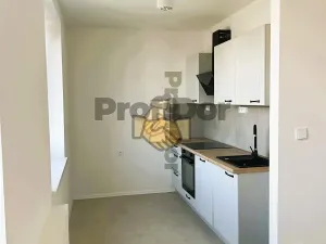 Prodej bytu 3+1, Kopřivnice, Kadláčkova, 63 m2