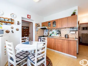 Prodej bytu 3+1, Pardubice, Blahoutova, 71 m2