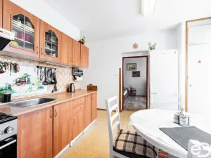 Prodej bytu 3+1, Pardubice, Blahoutova, 71 m2