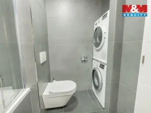 Prodej bytu 3+1, Praha - Prosek, Bílinská, 54 m2