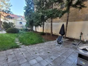 Pronájem kanceláře, Praha - Karlín, 42 m2