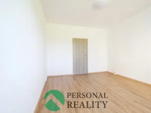 Prodej bytu 1+1, Rotava, Sídliště, 37 m2