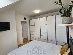 Prodej bytu 2+kk, Holubice, Za Dvorem, 63 m2