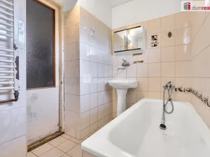 Prodej rodinného domu, Plesná, 120 m2