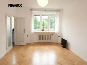 Pronájem bytu 2+1, Praha - Podolí, Podolská, 67 m2