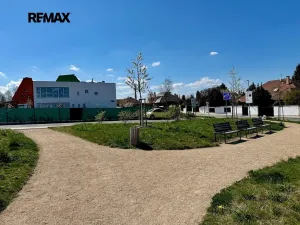 Prodej bytu 2+kk, Říčany, Kosatcová, 38 m2