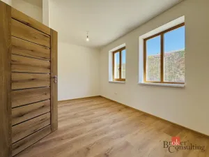 Pronájem bytu 3+kk, Valtice, P. Bezruče, 99 m2