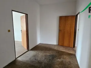 Prodej rodinného domu, Chodová Planá, 355 m2