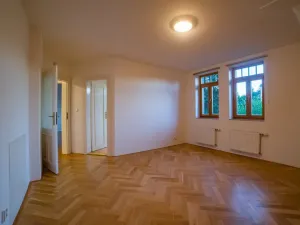 Pronájem rodinného domu, Praha - Nebušice, Malý dvůr, 250 m2