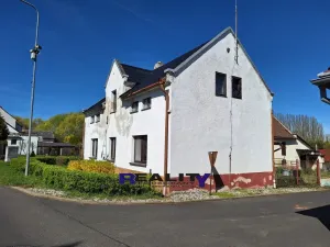 Prodej rodinného domu, Nepomyšl, 349 m2