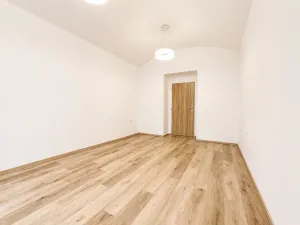 Prodej bytu 1+1, Praha - Žižkov, Hartigova, 29 m2