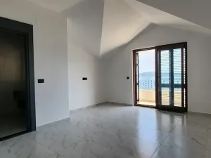 Prodej bytu 4+kk, Bijela, Černá Hora, 105 m2