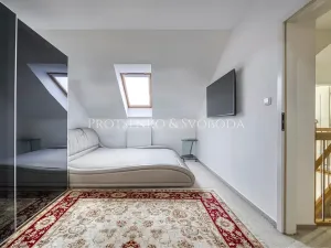 Prodej rodinného domu, Hostivice, náměstí Jana IV. z Dražic, 185 m2