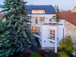 Prodej vícegeneračního domu, Křižanov, Benešovo náměstí, 530 m2