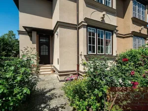 Pronájem rodinného domu, Praha - Střešovice, Lomená, 220 m2