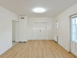 Pronájem rodinného domu, Praha - Nebušice, Na Malé Šárce, 360 m2