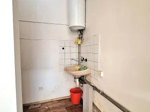 Pronájem obchodního prostoru, Praha - Strašnice, Goyova, 18 m2