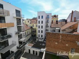 Pronájem bytu 1+kk, Brno - Trnitá, Křenová, 29 m2