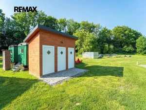 Prodej komerční nemovitosti, Chrášťany, 10917 m2