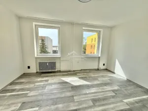Pronájem bytu 3+1, Tábor, Kpt. Jaroše, 63 m2