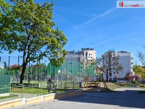 Pronájem bytu 3+kk, Praha - Strašnice, Saratovská, 71 m2