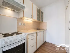 Pronájem bytu 1+kk, Praha - Troja, Lublinská, 42 m2