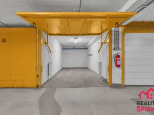 Prodej garáže, Praha - Řepy, Na chobotě, 18 m2