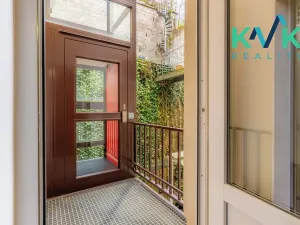 Prodej bytu 3+1, Karlovy Vary, Mariánskolázeňská, 69 m2