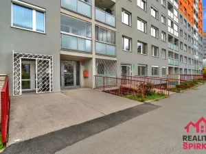 Prodej bytu 2+1, Praha - Řepy, Makovského, 67 m2